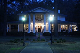 Wallace House (President's Home) in the evening